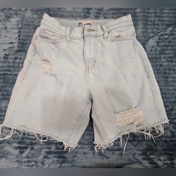 SO Light Wash Distressed Denim Shorts high rise! - Picture 1 of 6
